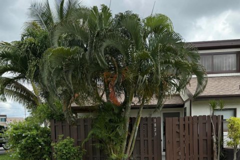 Touwnhouse à vendre à West Palm Beach, Floride: 2 chambres, 99.68 m2 № 2077687 - photo 13