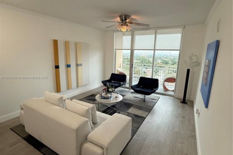 Copropriété à vendre à Miami, Floride: 1 chambre, 69.68 m2 № 1950416 - photo 14