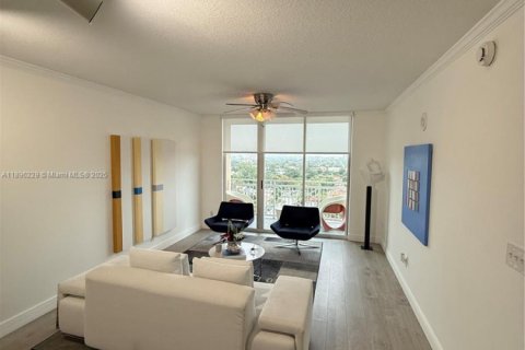 Copropriété à vendre à Miami, Floride: 1 chambre, 69.68 m2 № 1950416 - photo 15