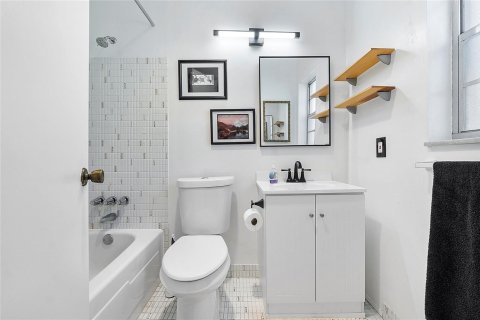Copropriété à vendre à Margate, Floride: 2 chambres, 80.82 m2 № 2083716 - photo 11