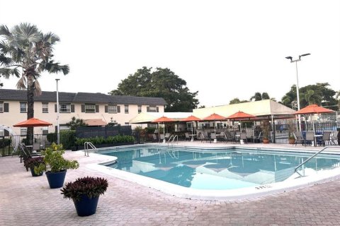 Copropriété à vendre à Margate, Floride: 2 chambres, 80.82 m2 № 2083716 - photo 16