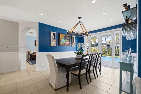 Casa en venta en Miami, Florida, 4 dormitorios, 193.79 m2 № 2026992 - foto 4