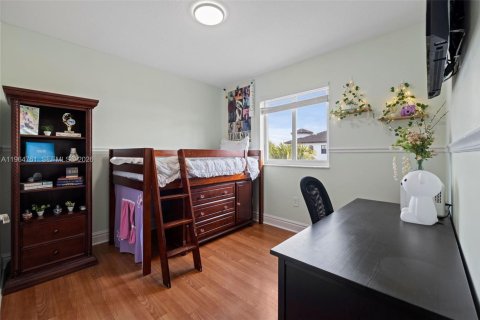 Casa en venta en Miami, Florida, 4 dormitorios, 193.79 m2 № 2026992 - foto 18