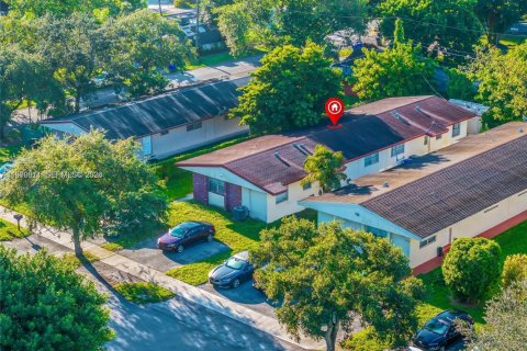 Immobilier commercial à vendre à Hollywood, Floride: 210.33 m2 № 2170109 - photo 14
