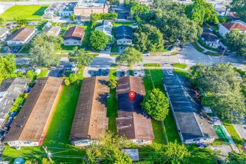 Immobilier commercial à vendre à Hollywood, Floride: 210.33 m2 № 2170109 - photo 21