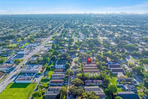 Immobilier commercial à vendre à Hollywood, Floride: 210.33 m2 № 2170109 - photo 23