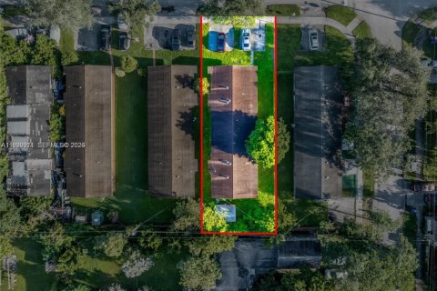 Immobilier commercial à vendre à Hollywood, Floride: 210.33 m2 № 2170109 - photo 16