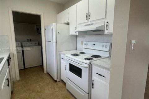 Immobilier commercial à vendre à Hollywood, Floride: 210.33 m2 № 2170109 - photo 10