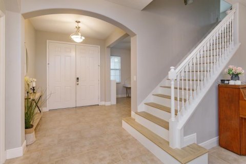 House in Winter Garden, Florida 4 bedrooms, 285.86 sq.m. № 1912461 - photo 6