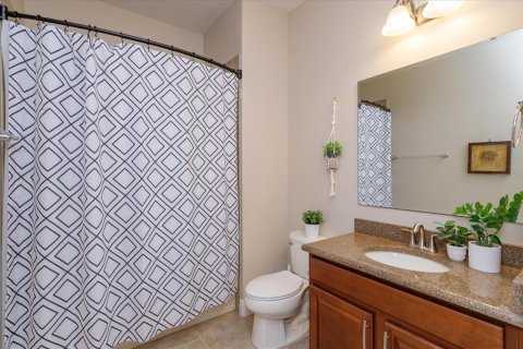 House in Winter Garden, Florida 4 bedrooms, 285.86 sq.m. № 1912461 - photo 16