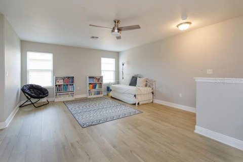 House in Winter Garden, Florida 4 bedrooms, 285.86 sq.m. № 1912461 - photo 13