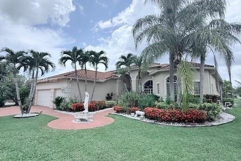 Casa en venta en Naples, Florida, 4 dormitorios, 270.16 m2 № 1848363 - foto 1