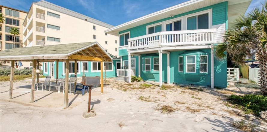 Condo in Indian Shores, Florida, 1 bedroom  № 2195988