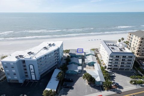 Condo in Indian Shores, Florida, 1 bedroom  № 2195988 - photo 11