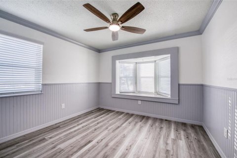 Condo in Indian Shores, Florida, 1 bedroom  № 2195988 - photo 9