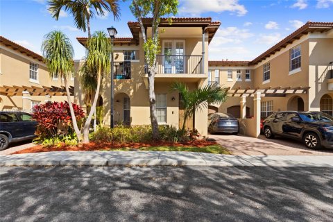 Купить таунхаус в Коконат Крик, Флорида 3 спальни, 186.36м2, № 2033970 - фото 3