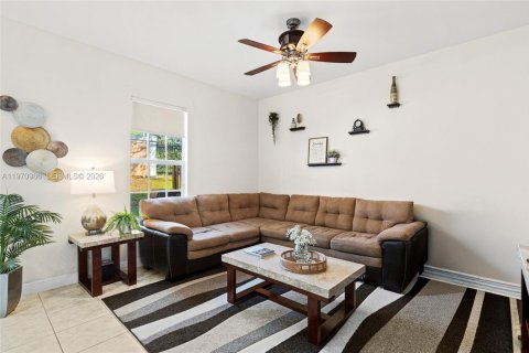 Купить таунхаус в Коконат Крик, Флорида 3 спальни, 186.36м2, № 2033970 - фото 15