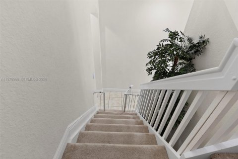 Купить таунхаус в Коконат Крик, Флорида 3 спальни, 186.36м2, № 2033970 - фото 17