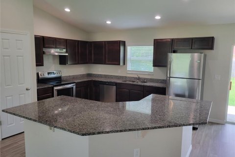 House in Ocala, Florida 4 bedrooms, 149.48 sq.m. № 1913954 - photo 14