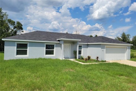 House in Ocala, Florida 4 bedrooms, 149.48 sq.m. № 1913954 - photo 1