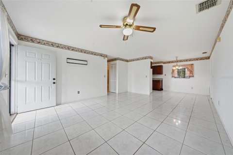 Villa ou maison à vendre à Winter Garden, Floride: 3 chambres, 96.25 m2 № 2413469 - photo 5