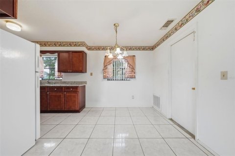 Villa ou maison à vendre à Winter Garden, Floride: 3 chambres, 96.25 m2 № 2413469 - photo 6