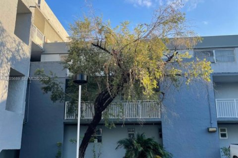 Copropriété à louer à Miami, Floride: 1 chambre, 104.52 m2 № 1984416 - photo 28