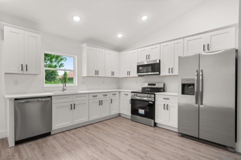 Villa ou maison à vendre à Sebring, Floride: 3 chambres, 154.68 m2 № 2185292 - photo 7