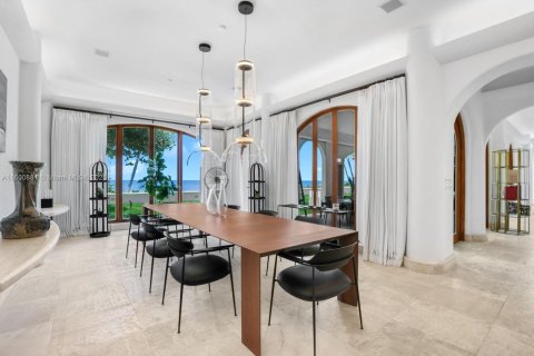 Casa en venta en Golden Beach, Florida, 6 dormitorios, 1077.57 m2 № 1600109 - foto 7
