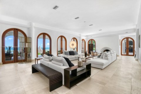 Casa en venta en Golden Beach, Florida, 6 dormitorios, 1077.57 m2 № 1600109 - foto 4