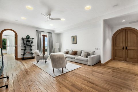 Casa en venta en Golden Beach, Florida, 6 dormitorios, 1077.57 m2 № 1600109 - foto 22