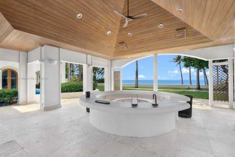 Casa en venta en Golden Beach, Florida, 6 dormitorios, 1077.57 m2 № 1600109 - foto 20