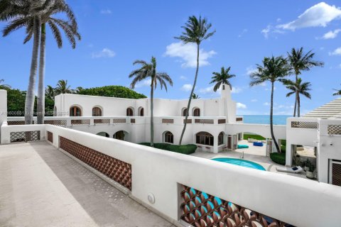 Casa en venta en Golden Beach, Florida, 6 dormitorios, 1077.57 m2 № 1600109 - foto 29