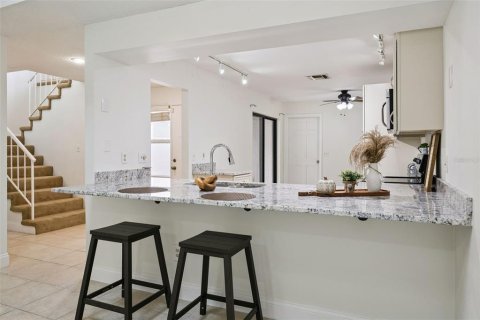 Townhouse in Orlando, Florida 3 bedrooms, 153.1 sq.m. № 2386183 - photo 13