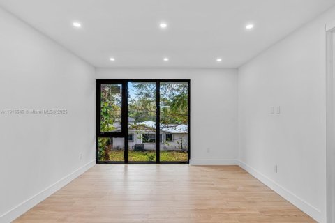 Adosado en venta en Miami, Florida, 3 dormitorios, 173.82 m2 № 1968901 - foto 23