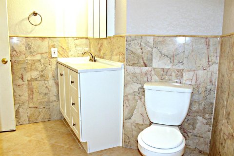 Copropriété à vendre à Port St. Lucie, Floride: 2 chambres, 82.31 m2 № 2387939 - photo 11