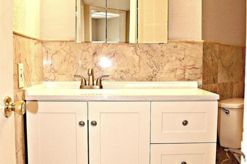 Copropriété à vendre à Port St. Lucie, Floride: 2 chambres, 82.31 m2 № 2387939 - photo 12
