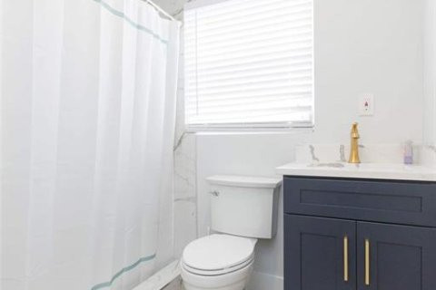 House in Clearwater, Florida 2 bedrooms, 140.28 sq.m. № 1512153 - photo 30