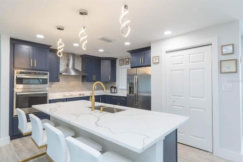 House in Clearwater, Florida 2 bedrooms, 140.28 sq.m. № 1512153 - photo 11