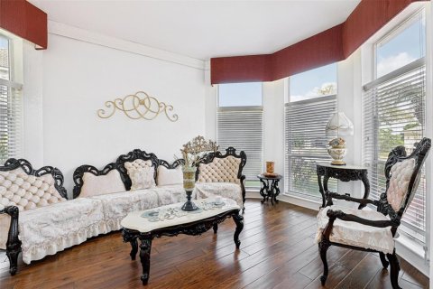 Casa en venta en Kissimmee, Florida, 4 dormitorios, 295.15 m2 № 1754767 - foto 21