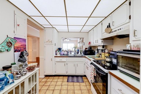 Купить кондоминиум в Лодердейл-бай-те-Си, Флорида 3 комнаты, 95.69м2, № 2086511 - фото 21