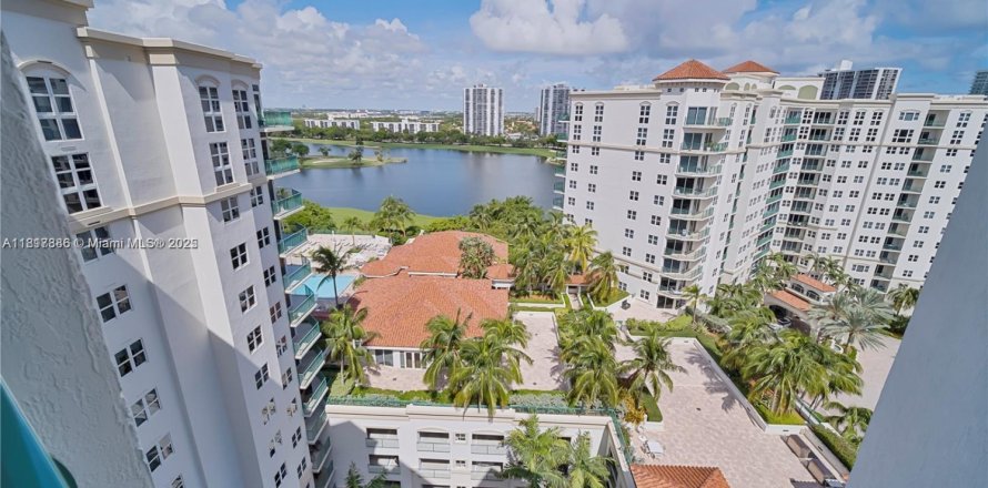 Appartement à Aventura, Floride 2 chambres, 116.78 m2 № 1774551