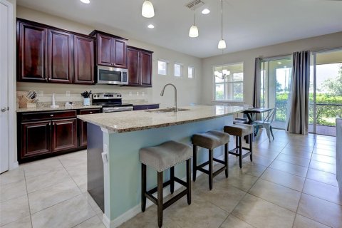 House in North Port, Florida 4 bedrooms, 225.01 sq.m. № 2231032 - photo 10