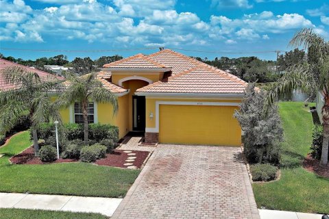 House in North Port, Florida 4 bedrooms, 225.01 sq.m. № 2231032