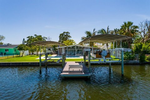 Villa ou maison à vendre à Saint Petersburg, Floride: 3 chambres, 187.11 m2 № 1654090 - photo 30