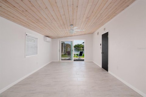 Villa ou maison à vendre à Saint Petersburg, Floride: 3 chambres, 187.11 m2 № 1654090 - photo 22