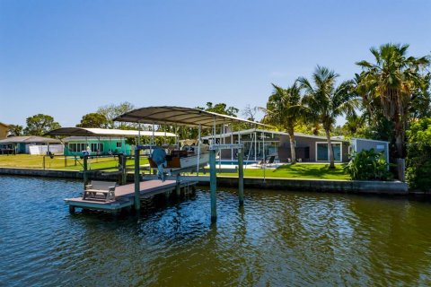 Villa ou maison à vendre à Saint Petersburg, Floride: 3 chambres, 187.11 m2 № 1654090 - photo 28