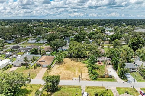 House in Sarasota, Florida 3 bedrooms, 151.99 sq.m. № 1869825 - photo 14