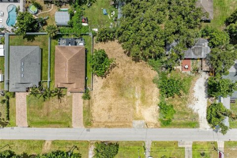 House in Sarasota, Florida 3 bedrooms, 151.99 sq.m. № 1869825 - photo 16
