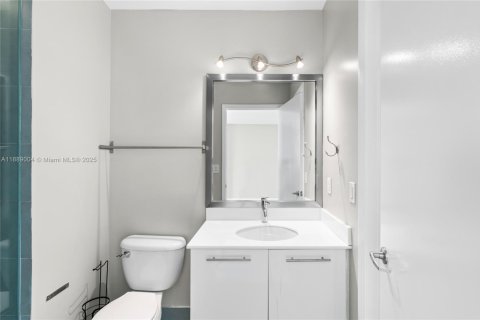 Снять в аренду кондоминиум в Майами, Флорида 2 спальни, 118.08м2, № 1938679 - фото 19